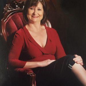 Meet your Posher, Connie